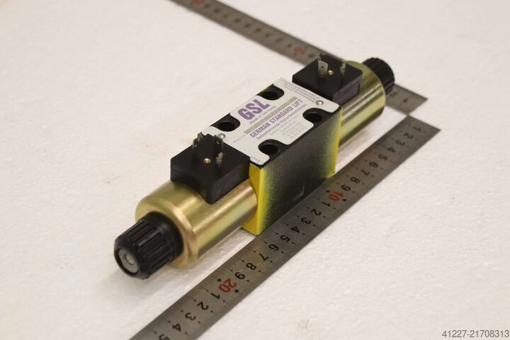 Directional control valve GSL German Standard Lift 4070030000 BK