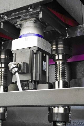 Elektrische Abkantpresse Bull12 100t CoastOne Bull12