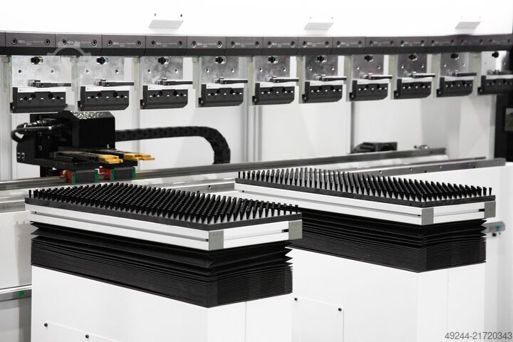 Elektrische Abkantpresse G30 (125x3200) CoastOne G30 (125x3200)