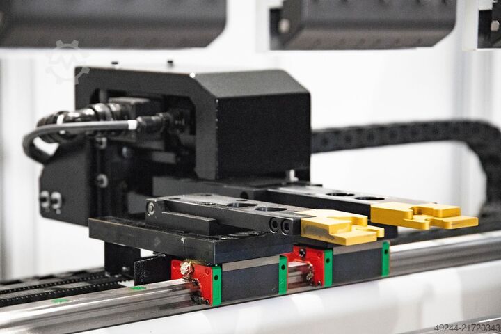 Elektrische Abkantpresse G30 (125x3200) CoastOne G30 (125x3200)