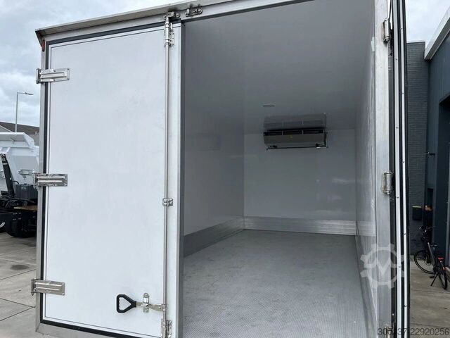 Refrigerated/freezer transport Mercedes-Benz Atego 1725 4x4 | Frigo | EURO-3 | Stock