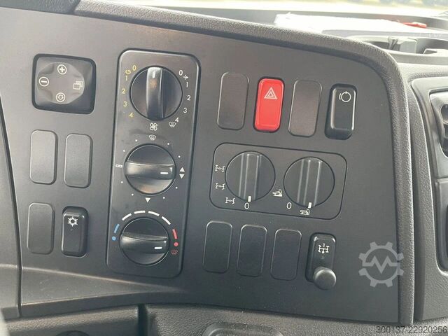 Refrigerated/freezer transport Mercedes-Benz Atego 1725 4x4 | Frigo | EURO-3 | Stock