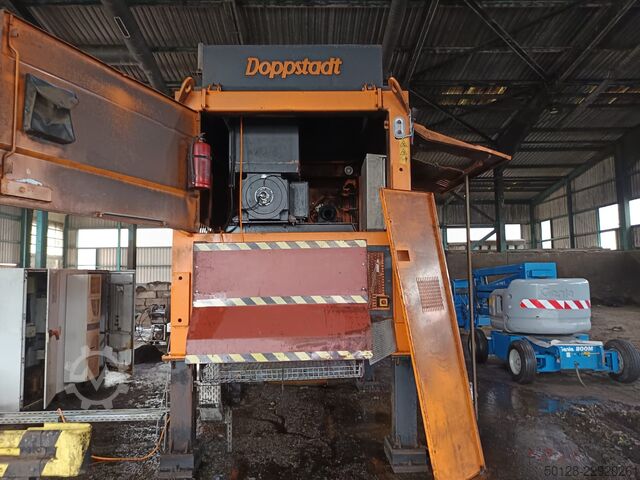 Single shaft shredder Doppstadt DW 3060 Büffel Elektrisch