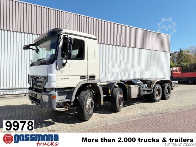Truck chassis Mercedes-Benz Actros 3244 K 8x4/4
