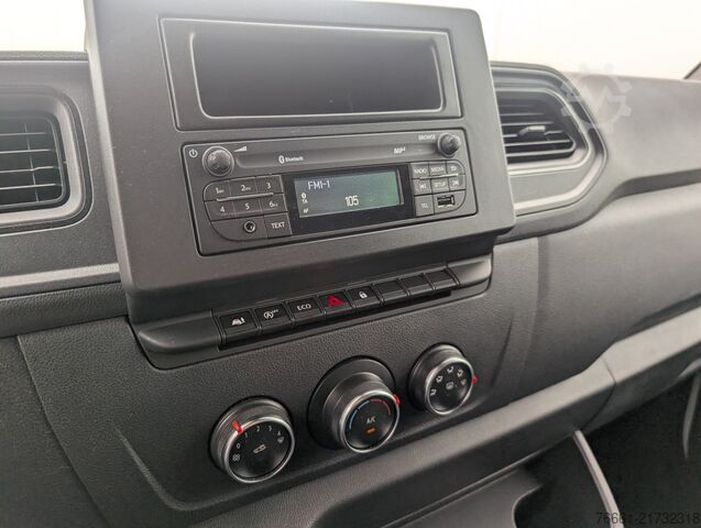 Panel van RENAULT MASTER