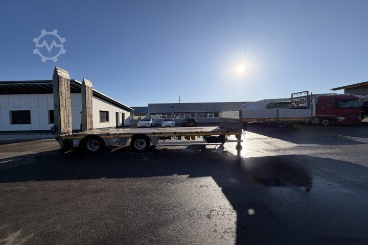 Low loader semitrailer Doll S2H Tieflader / Swiss-Vehicle