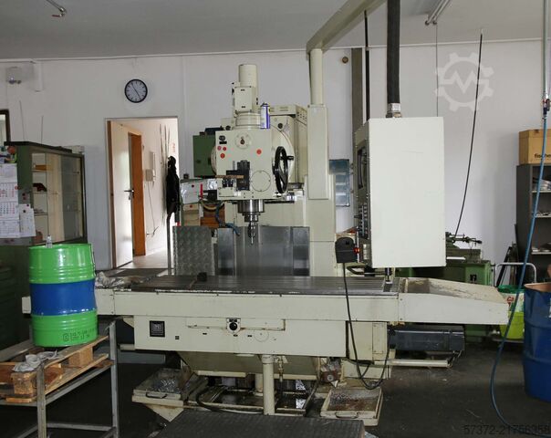 CNC Universal Milling Machine Fritz Heckert FQ 560