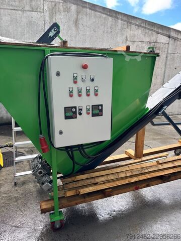 Feinbiomasse pelletieren | EcoKraft RP18 GEN2 Pelletpresse mit Bunker und Sieb EcoKraft AG RP18 GEN2