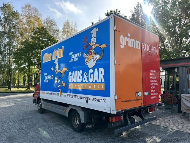 Transporter mit Koffer Mercedes-Benz Atego 816