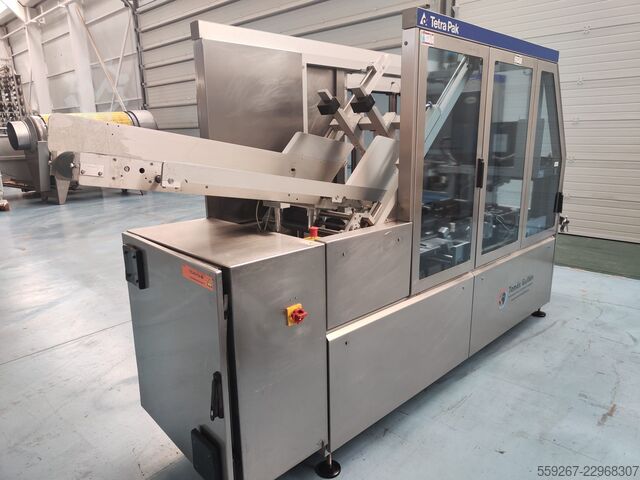 Wrap-Around-Kartoniermaschine Tetra Pak TCP 70