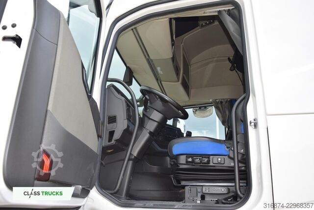 Standard tractor unit VOLVO FH 500 Globetrotter XL