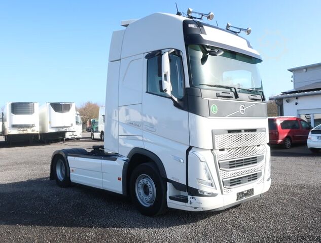 Standard SZM Volvo FH 500 Globe XL Retarder I-Park Cool Euro 6