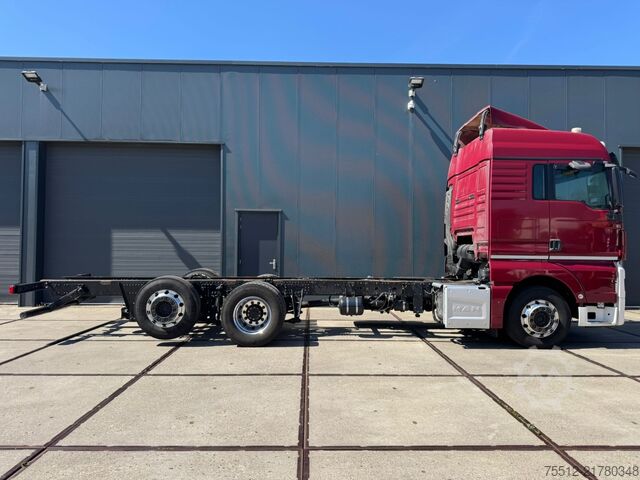 Chassis with cab MAN TGX 18.460 XLX / Tacho 2.0 / Chassis / Front St...