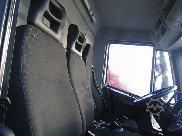 Suitcase Iveco Eurocargo 120E19 + euro 6 + lift + BROKEN ENGINE