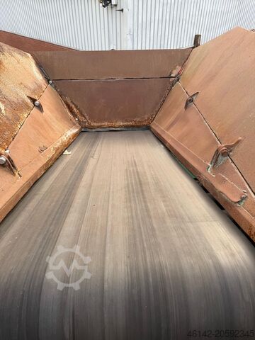 Tracked Screening Plant Powerscreen Warrior 1400