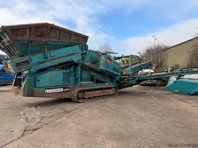 Tracked Screening Plant Powerscreen Warrior 1400