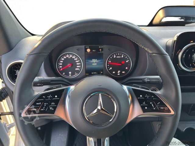 Panel van Mercedes-Benz Sprinter 317 CDI Kasten  LED,Klima,Kamera,Automat