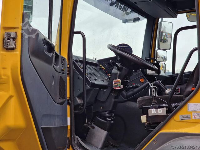 Cable system DAF CF 250 6x2*4 - Hooklift - HIAB 102 Crane - Manu...