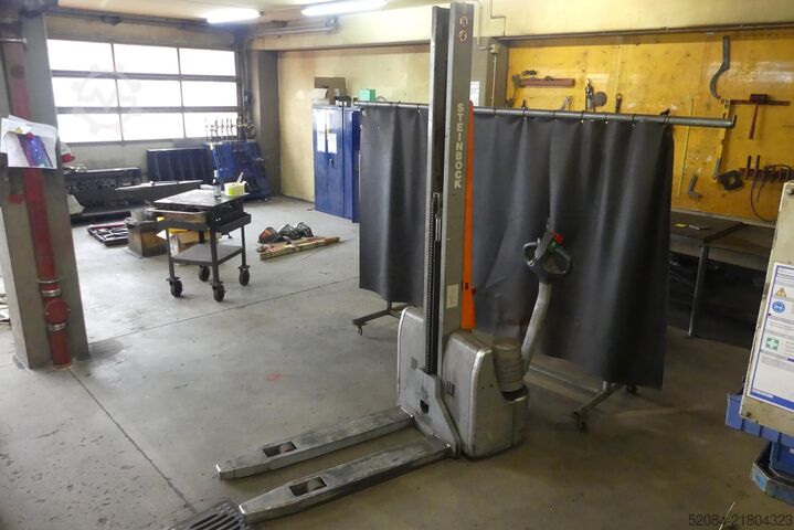 Manual stacker Steinbock 
