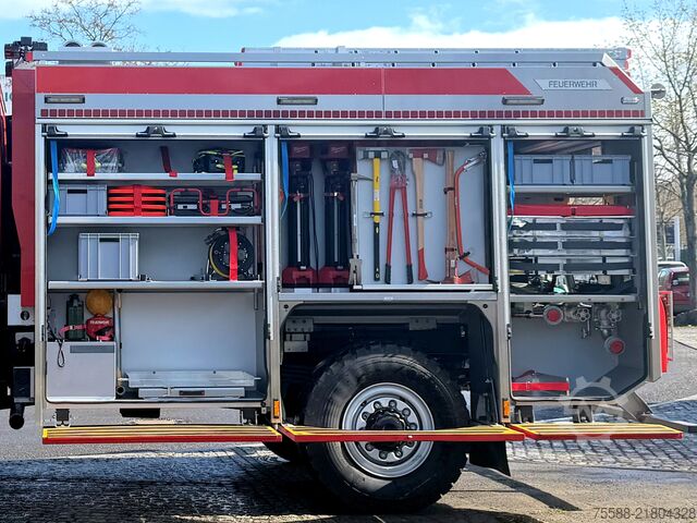 Fire truck MAN TGM 13.320 Allrad TLF 3000 4000 l Wasser