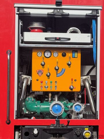 Fire truck MAN TGM 13.320 Allrad TLF 3000 4000 l Wasser