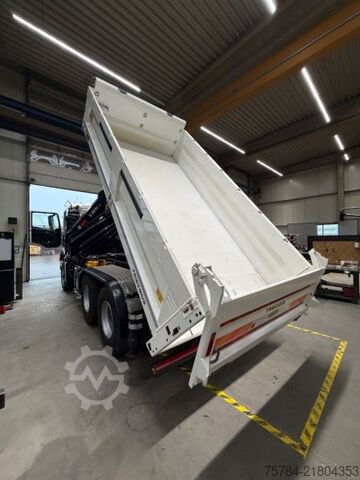 Three-sided tipper truck MAN TGS  33.520 6X6 NEU 3-S-KIPPER BORDMATIK HIAB KRAN X-352E HIPRO, MIETKAUF MGL