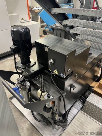 Vertical Milling Center Mikron VCE 800pro