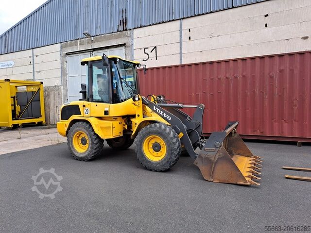 Wheel Loader No 17 Volvo L 30 G