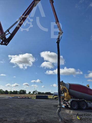 Concrete pump DAF CF85