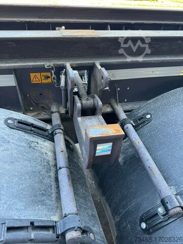 Trailer with hooklift system Zorzi 26 R SCARRABILE 3 ASSI CON 12 GOMME