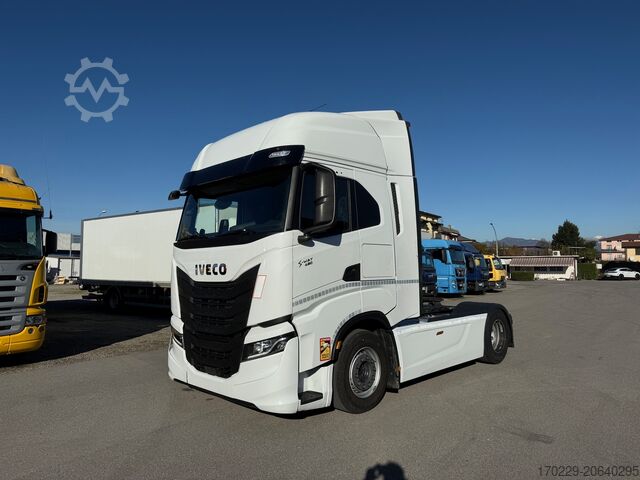 Standard-Sattelzugmaschine Iveco S WAY 490