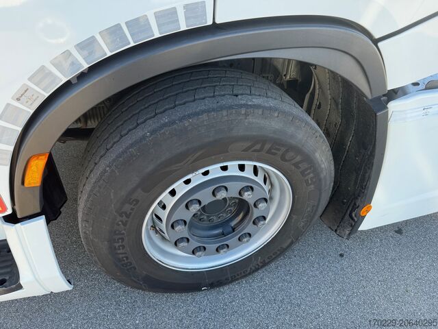 Standard-Sattelzugmaschine Iveco S WAY 490