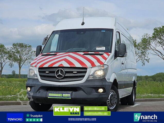 High-roof van MERCEDES-BENZ SPRINTER 519 L2H2 V6 3.0Ltr Airco