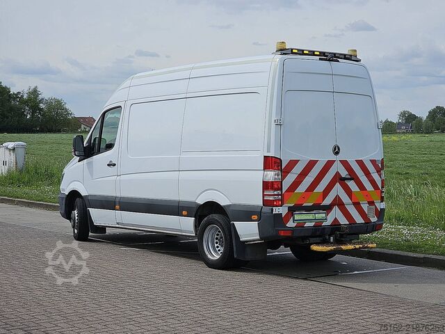 High-roof van MERCEDES-BENZ SPRINTER 519 L2H2 V6 3.0Ltr Airco