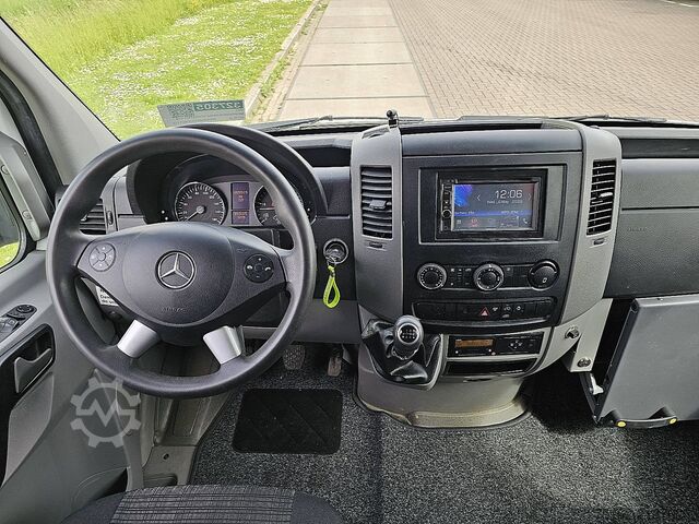 High-roof van MERCEDES-BENZ SPRINTER 519 L2H2 V6 3.0Ltr Airco