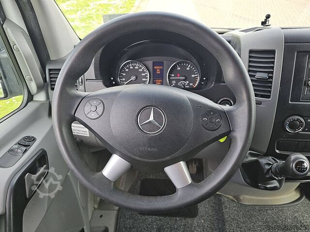 High-roof van MERCEDES-BENZ SPRINTER 519 L2H2 V6 3.0Ltr Airco