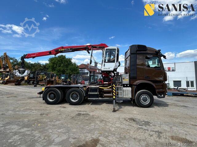 Standard tractor unit Mercedes-Benz Arocs 3351 6x6/Palfinger Epolsion S260/Langholz