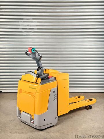 No pallet truck driver Jungheinrich ERE 120 - Service Neu - Batterie 82% - Nur 4.046 Std.