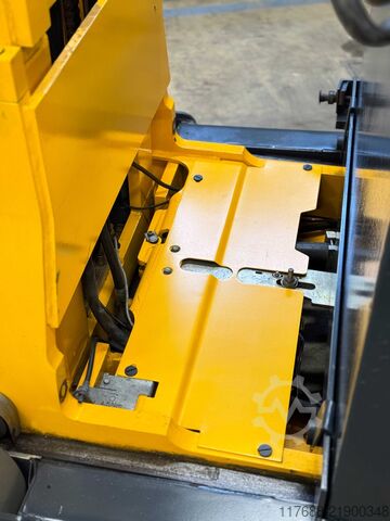 Reach truck Jungheinrich ETV 320 - Service Neu - Batterie 80% - 11.51M Hub - 2t