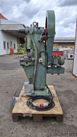 Eccentric press 15t Ateliers Soenen 15T Presse à Excentrique 15 Tonnes