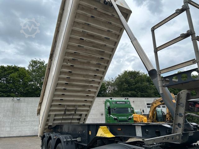 Tipper semitrailer SCHMITZ CARGOBULL Kippauflieger mit 3 Achsen ALU