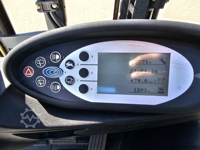 Electric 3-wheel forklift Still RX50-15