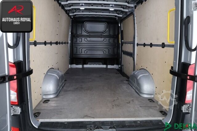 Kastenwagen Volkswagen Crafter 2.0 TDI 30 KASTEN 3 SITZE,STANDHZ,KAMERA