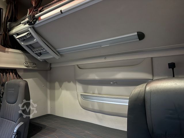 Volumen SZM DAF XF 480 SSC/Intarder/Lowliner/2xTank/Navi/TV