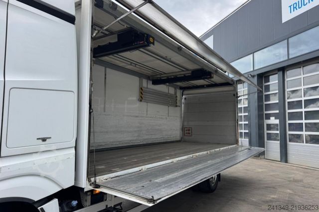 Special purpose truck MERCEDES-BENZ Actros 1842 mit Seitenöffnung und Kran