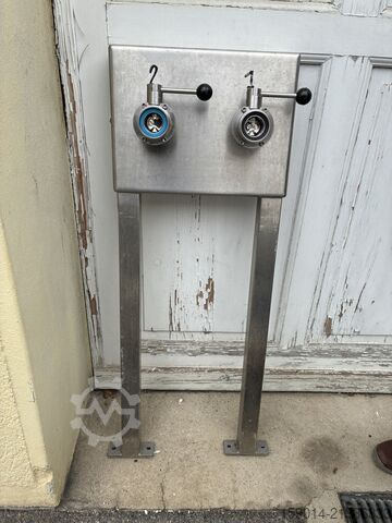 Stainless steel valve/connection station, 2-way Edelstahl Ventil-/Anschlussstation, 2-fa 
