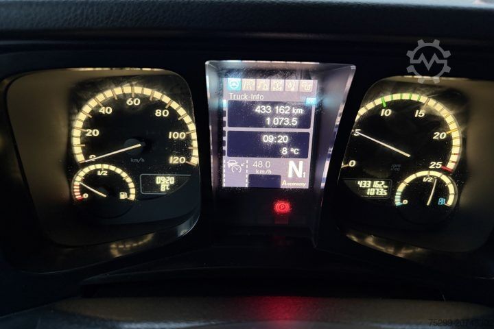 Standard tractor unit Mercedes-Benz Antos 1851 4x2 Retarder / Swiss-Vehicle