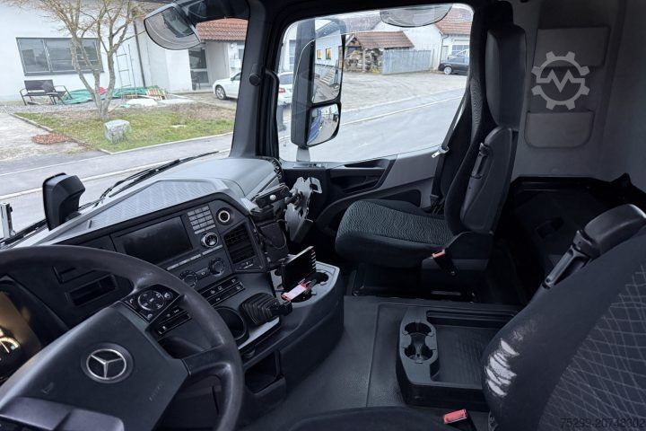 Standard tractor unit Mercedes-Benz Antos 1851 4x2 Retarder / Swiss-Vehicle