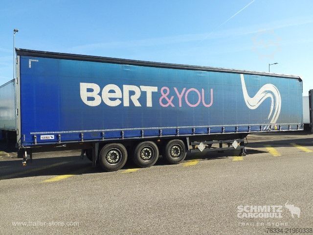 Open semitrailer with tarp Schmitz Cargobull Semitrailer Curtainsider Standard