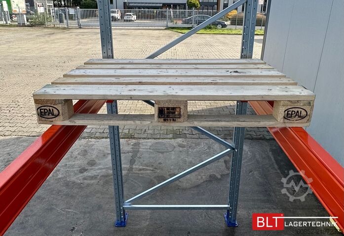 Heavy-duty shelf ca. 14 lfm. Palettenregale H: 350cm Fachlast: 3000 kg , 45 Palettenplätze